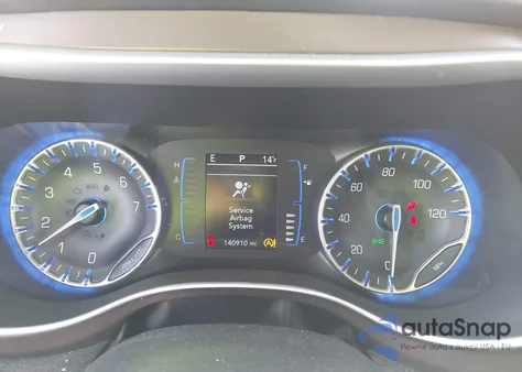 2020 Chrysler Voyager Lxi из США, поврежденный, VIN 2C4RC1DG2LR203445